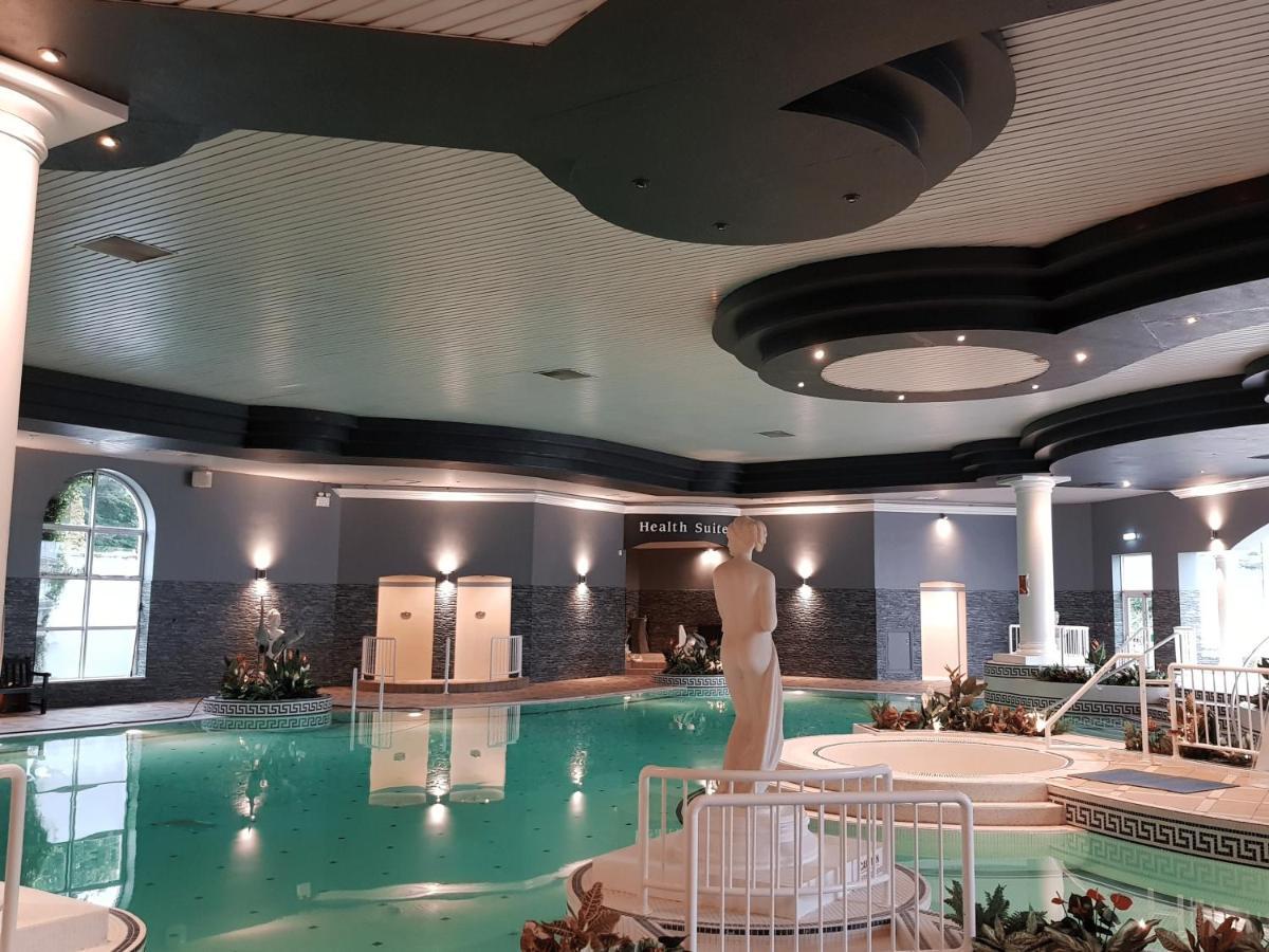 Rochestown Park Hotel & Leisure Centre คอร์ก ภายนอก รูปภาพ