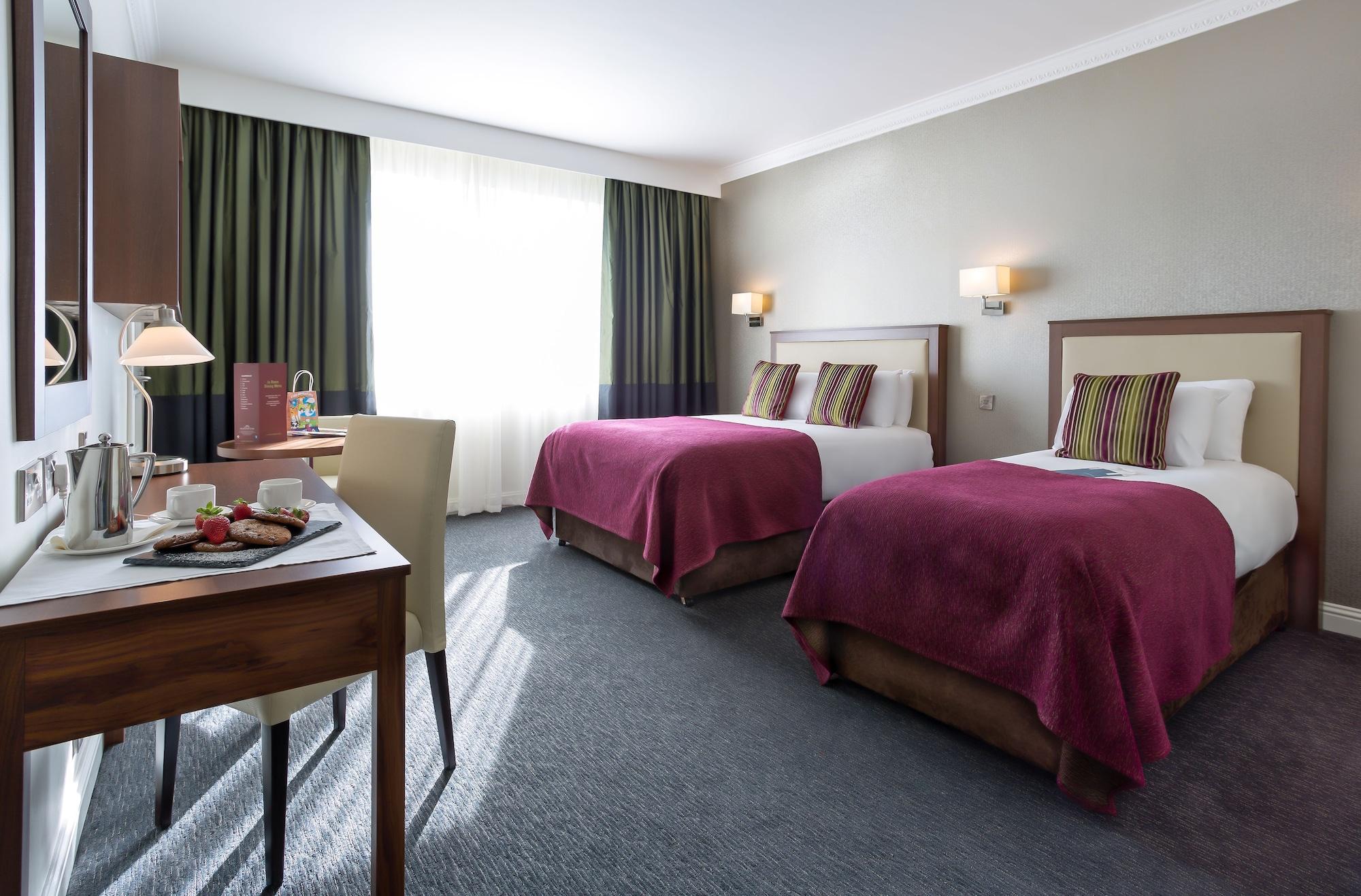 Rochestown Park Hotel & Leisure Centre คอร์ก ภายนอก รูปภาพ