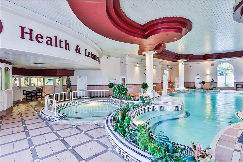Rochestown Park Hotel & Leisure Centre คอร์ก ภายนอก รูปภาพ
