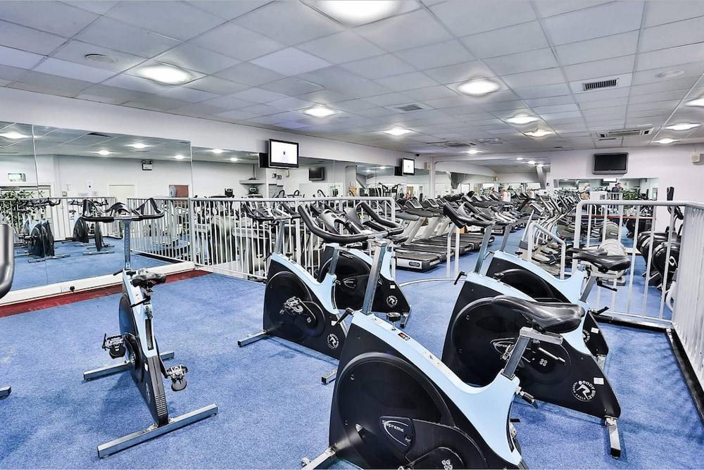 Rochestown Park Hotel & Leisure Centre คอร์ก ภายนอก รูปภาพ