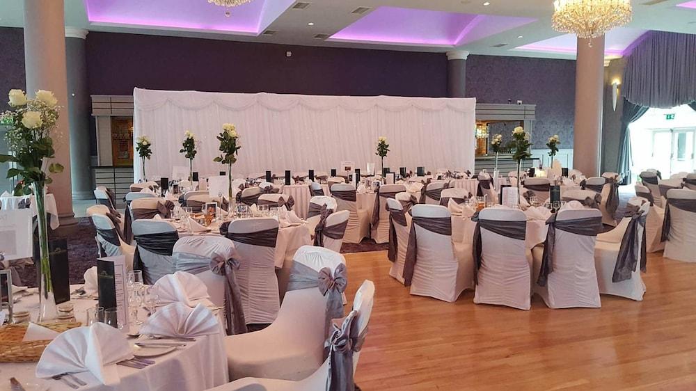 Rochestown Park Hotel & Leisure Centre คอร์ก ภายนอก รูปภาพ
